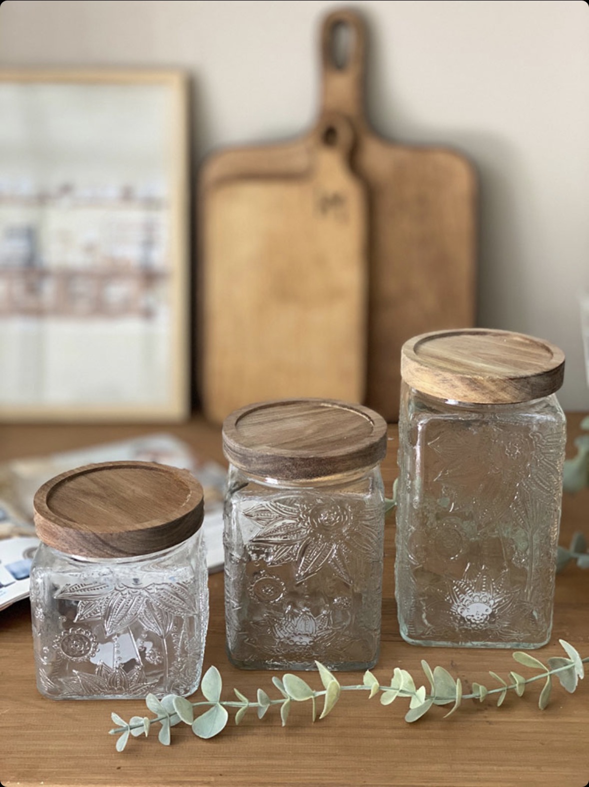 بانکه شیشه ای